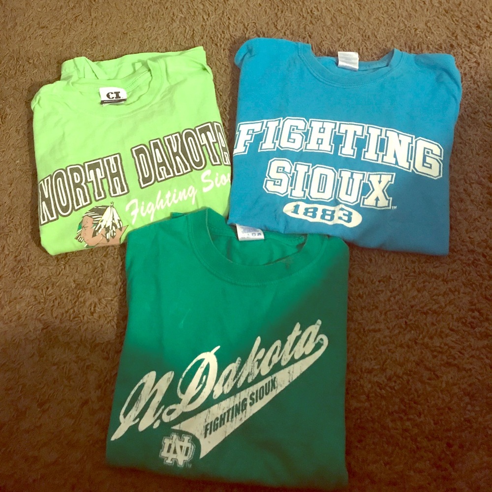 Original fighting Sioux t shirts